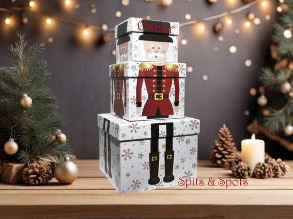 Christmas - Stacking Gift Boxes Nutcracker